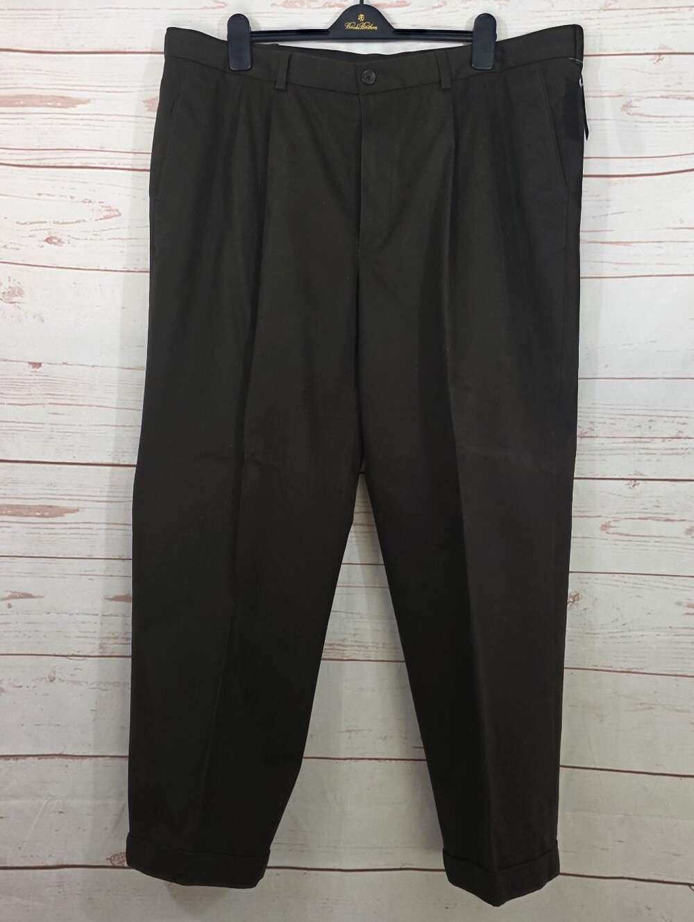 Brooks Brothers 346 Men's Pleated Brown Pants Cuffs Size 44W 40L NWT